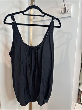 Women’s Black Swim Tankini Top
